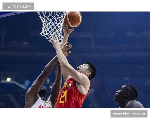 篮球世界杯：美国队逆转胜利 中国队遭遇惨败提前出局