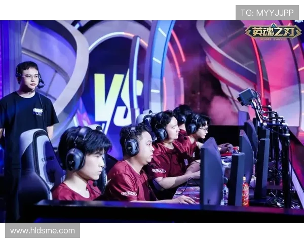 电竞赛事热潮来袭 各大战队阵容曝光 谁将登顶年度总冠军宝座